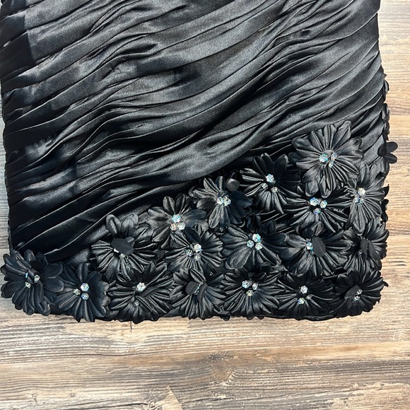 Interlude USA Strapless Back Jeweled Homecoming Dress Style 9817 NWT - Picture 3 of 5